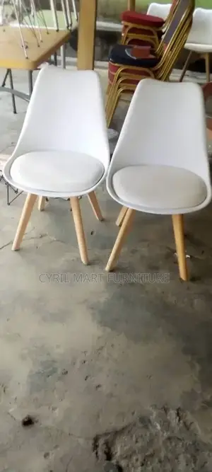 Bar Chair With Wooden Leg