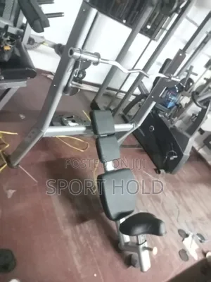 Inclined Weight Bench