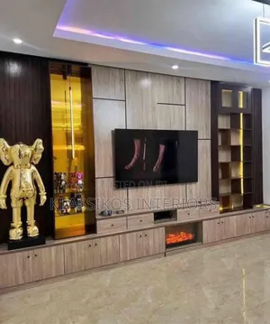 Highly Recommended Vip Tv Console (Base-490$)