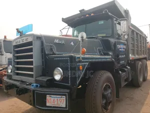 Clean DM800 Mack Ten Tyres Dump Truck Double Gear Lever Supe
