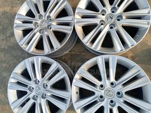 17" Rim Es330