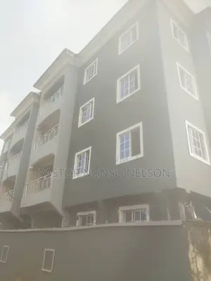 3bdrm Block of Flats in Orogwe, Owerri for sale