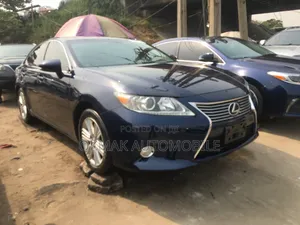 Lexus ES 350 FWD 2014 Blue