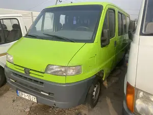 Peugeot Boxer 2010 Green