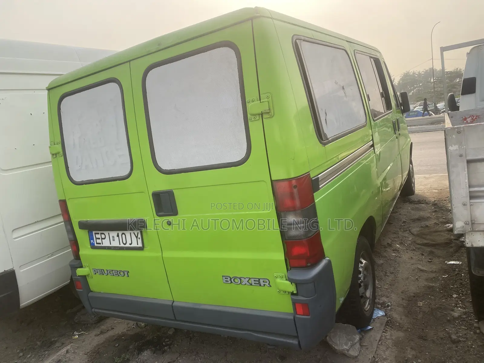 Peugeot Boxer 2010 Green