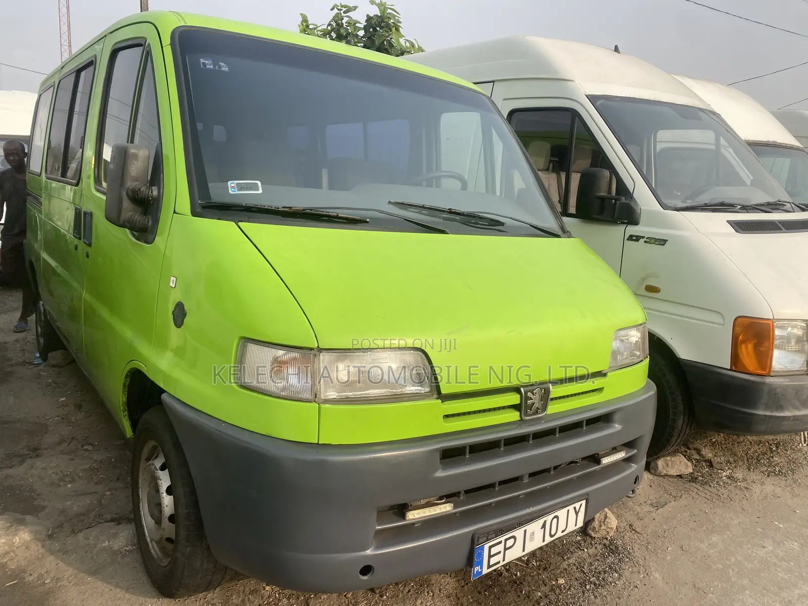Peugeot Boxer 2010 Green