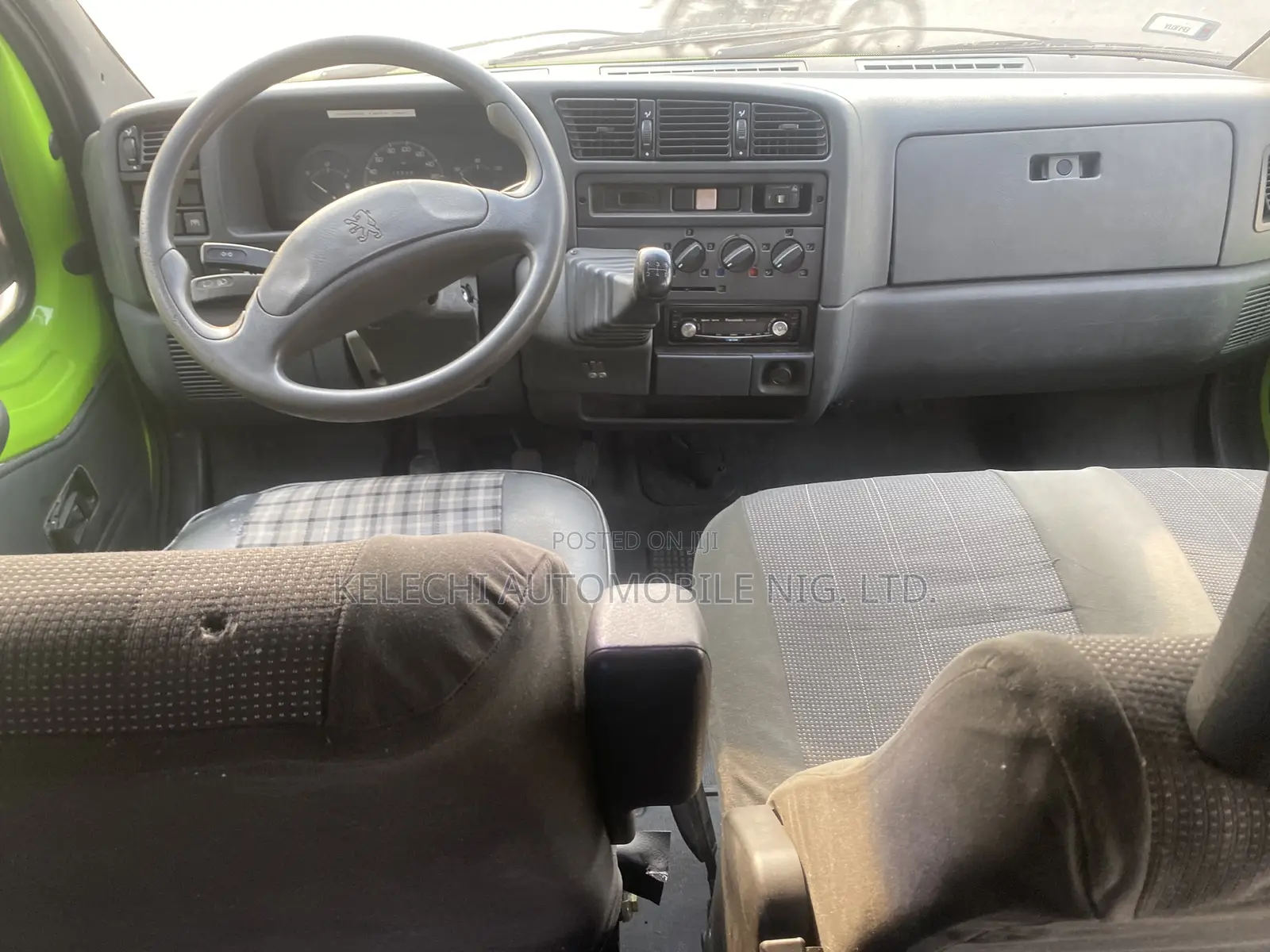Peugeot Boxer 2010 Green