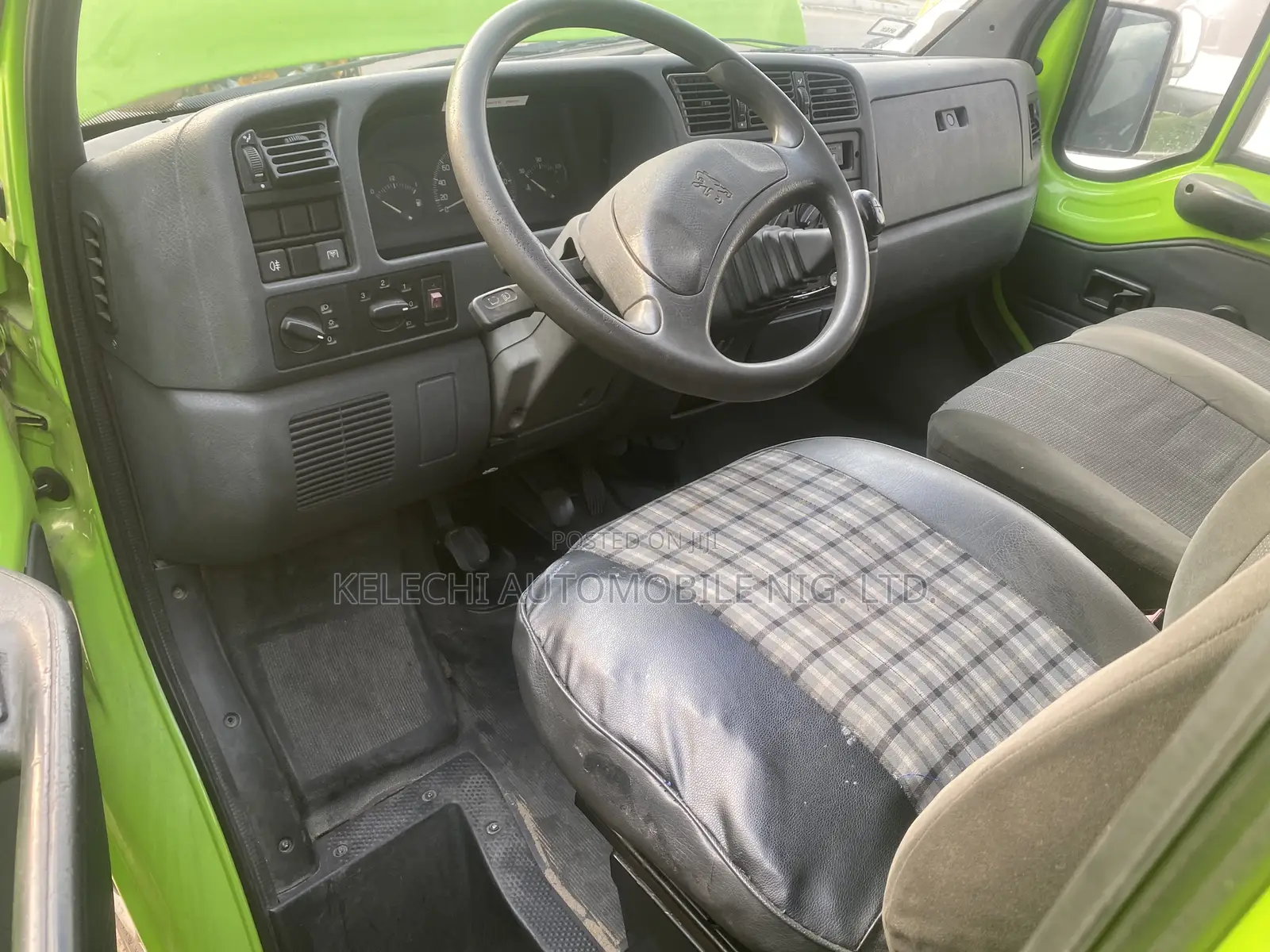 Peugeot Boxer 2010 Green