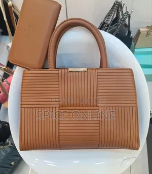 Vvip: Luxurious Leather Ladies Bag