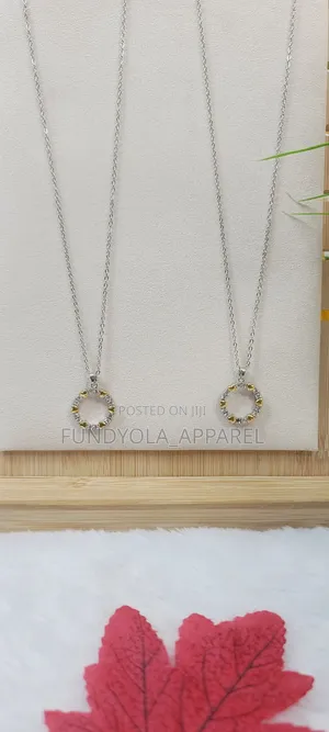 Circle Pendant Necklace