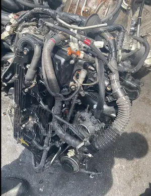Toyota Hilux 2TR Engine