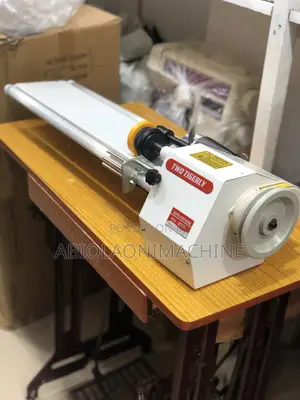 Bayers Cloth Rib Cutter Fabric Strip Cutting Machine 801a