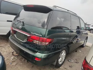 Toyota Previa 2005 Blue