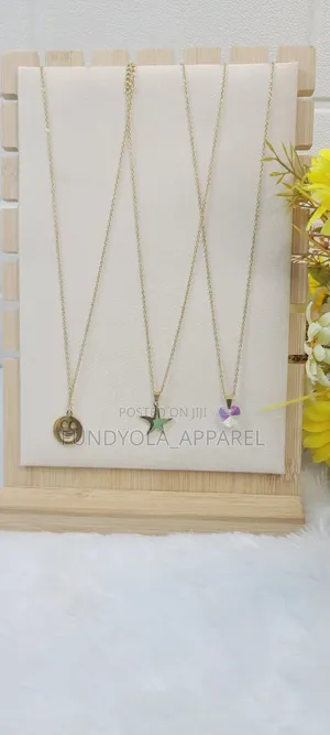 Female Luxury Necklace