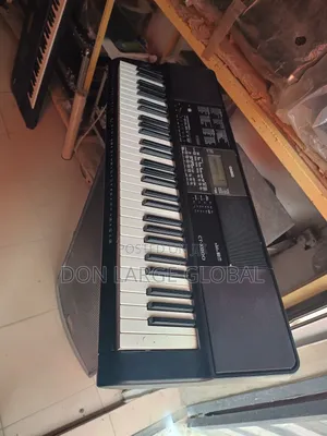 Casio Ct-X700 Keyboard