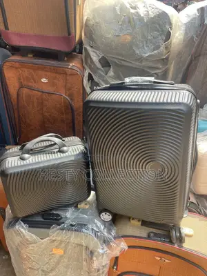 2 in 1 Traveling Luggage Box Kit and Small Size