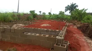 Building Contractor