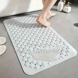 Bathroom Mat With Leg Scrubber