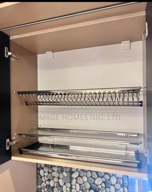 Cabinet Plate Rack