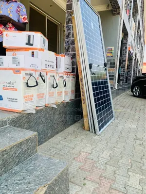 550watts Jinko Solar Panel 144cells ..,