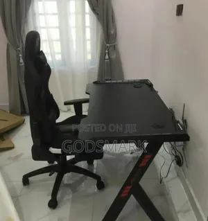 A Set of Gaming Table With Lead Lights Remote Control