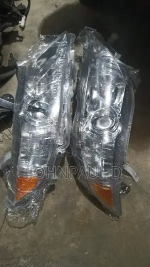 Head Lamp Camry 010