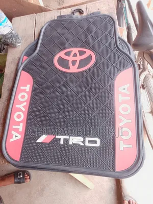Rubber Floor Mat for Toyota Available