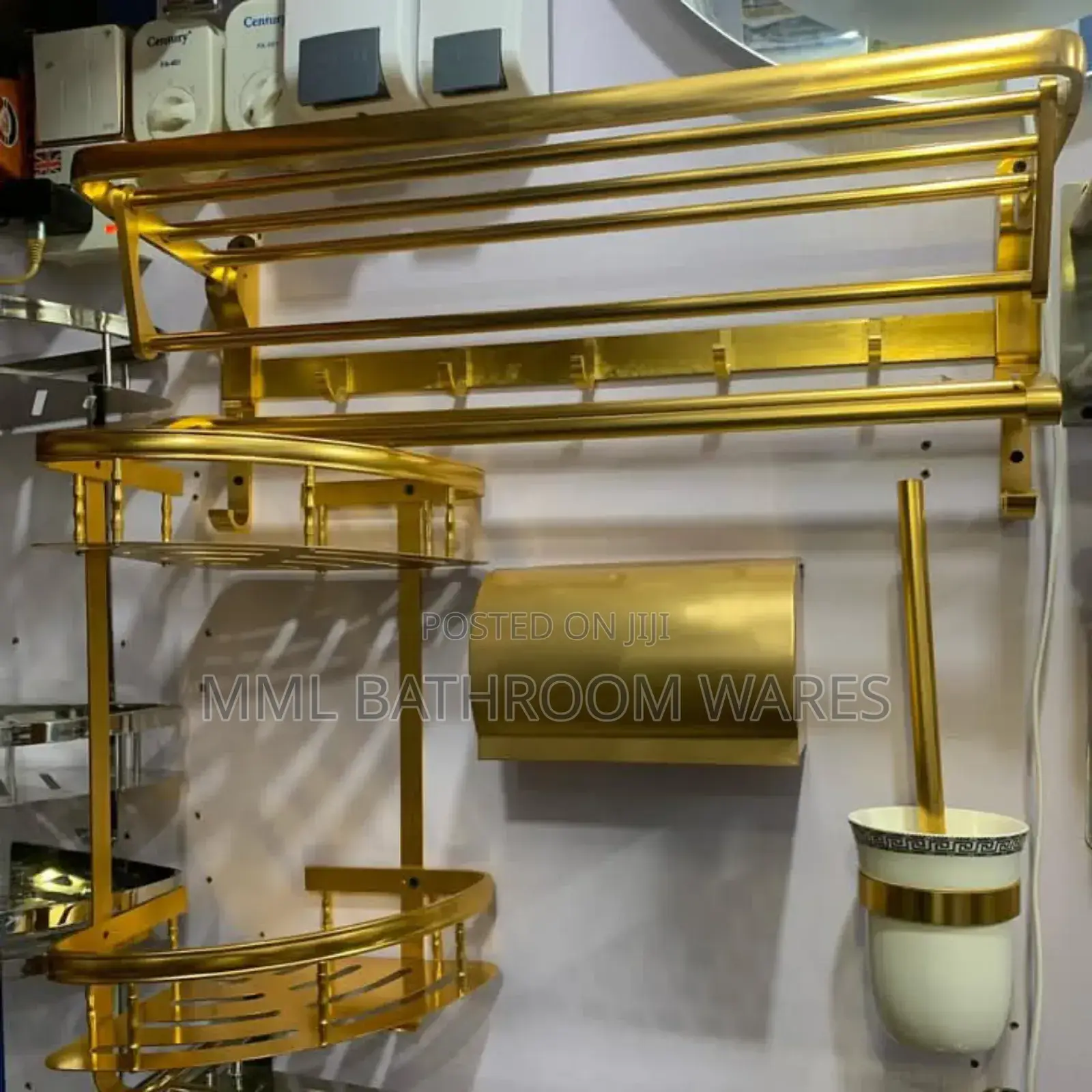 Wall Mounted Gold Bathroom Accessories Set
