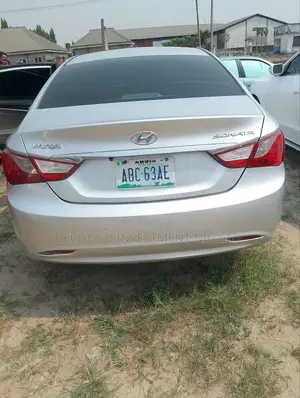 Hyundai Sonata 2011 Silver