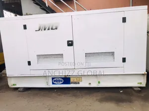 F.G Wilson 110kva Soundproof Perkins Diesel Generator