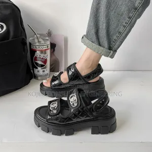 Female Black Comfy Sandals