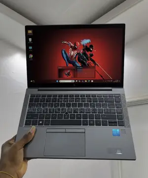 Laptop HP ZBook Firefly G8 16GB Intel Core I5 SSD 512GB