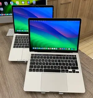 Laptop Apple MacBook Pro 16GB Intel Core I7 SSD 256GB