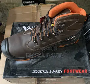 Hardheel Structure Waterproof Safety Shoe