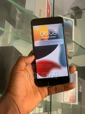 Apple iPhone 7 Plus 32 GB Black