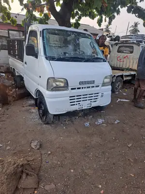 Suzuki APV Minibus 2009