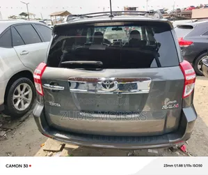 Toyota RAV4 2010 Black