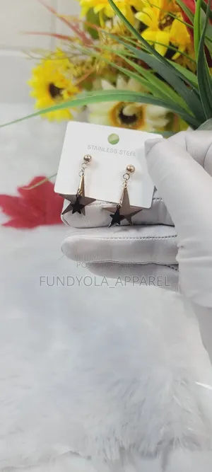STAR Titanuim Earring
