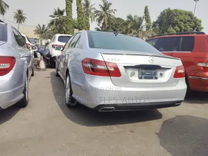 Mercedes-Benz E350 Base 4Matic Sedan AWD (3.5L 6cyl 7A) 2013 Silver