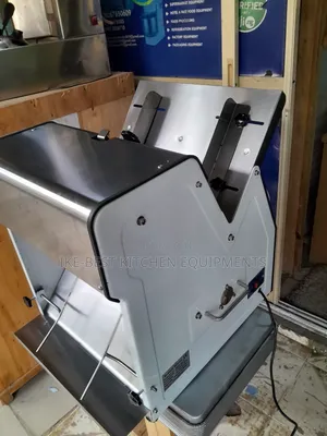 Bread Slicing Machine