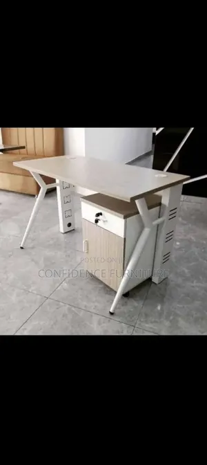 High Quality Simple Metal Office Table With Drawer