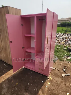 Quality Wooden Wardrobe Made With Quality Materials.