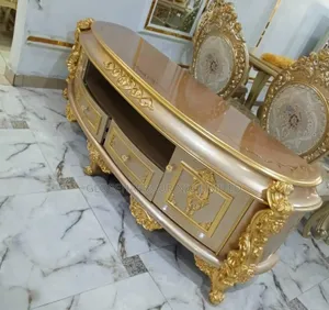 Royal Tv Stand