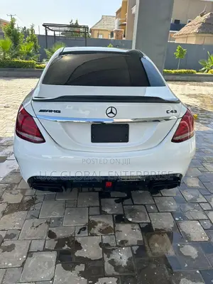 Dm for Back Windscreen Glass for Mercedes Benz C300 2015 Ava