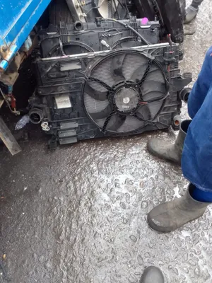 Radiator and Fan for Volkswagen Caravelle/Transporter T5,T6.