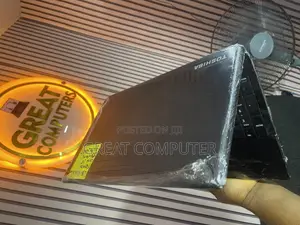New Laptop Toshiba 8GB Intel Core I5 HDD 320GB