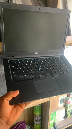 Laptop Dell Latitude 7400 8GB Intel Core I5 SSD 256GB