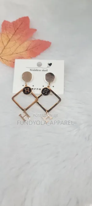 Diamond Shape Fashion Earring
