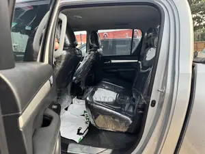 Toyota Hilux 2018 Silver
