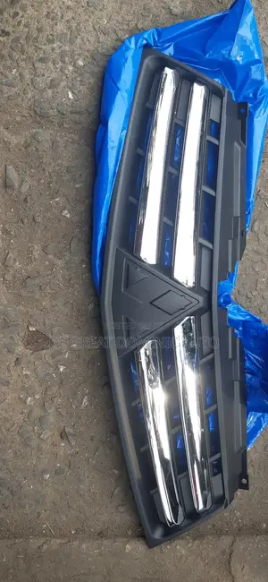 Front Grille for Mistsubishi L200 2012